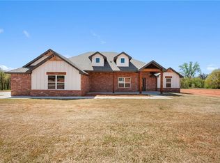 1208 Layla Ln, Blanchard, OK 73010