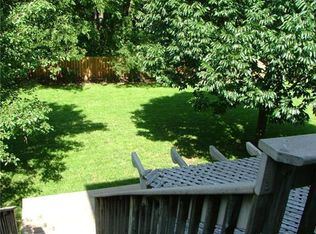 108 Broadmoor Dr, Louisburg, KS 66053