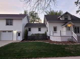 160 3rd St NW, Primghar, IA 51245