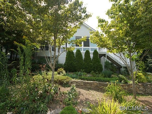 2nd image of 3090 Middleton Way Ct