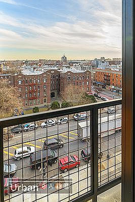 5th image of 167 Linden Blvd #8F