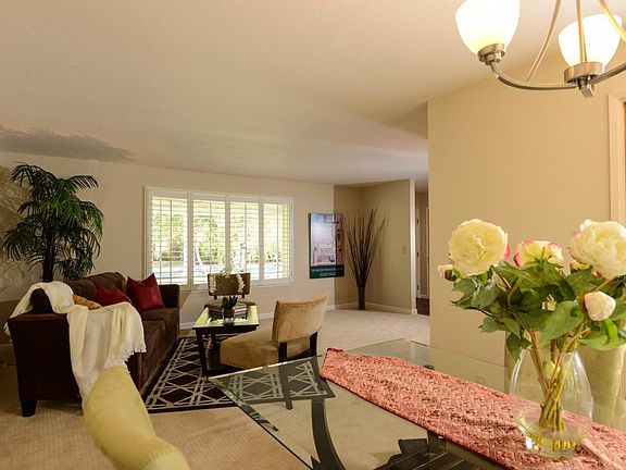 5th image of 4307 Vistapark Dr
