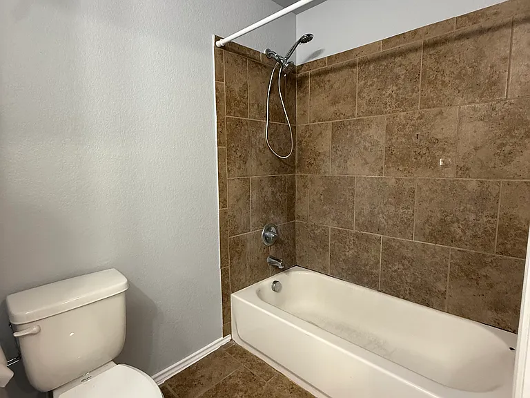11114 Baywood St #101 — Photo 15