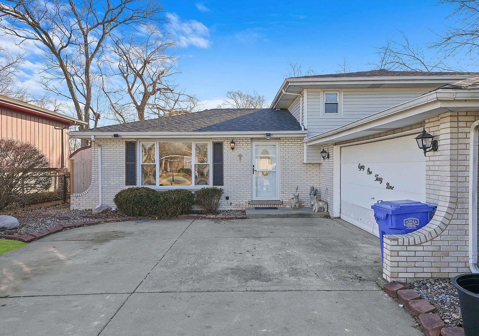 8139 Christeen Dr, Justice, IL 60458 | Zillow