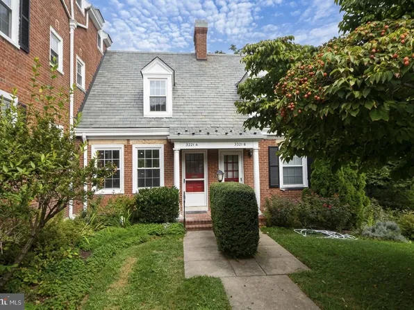 3321 S Wakefield St #A, Arlington, VA 22206