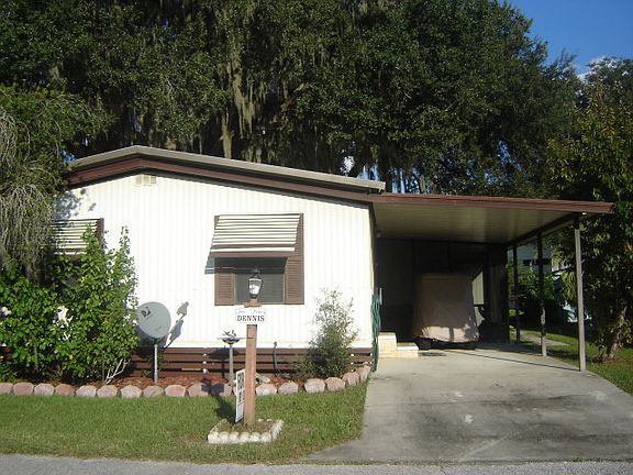 3rd image of 1022 Acorn Trl