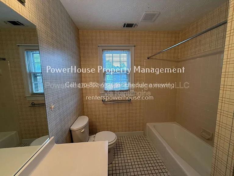 3209 Henderson Walk — Photo 38