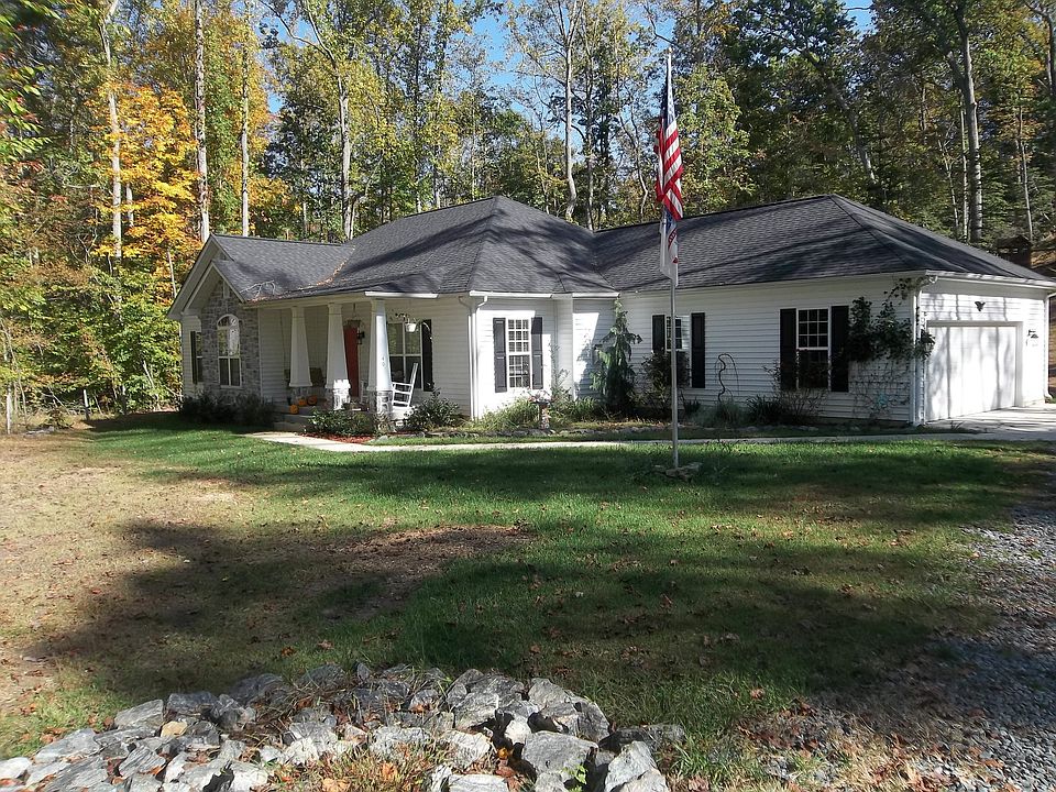 Front of house from driveway