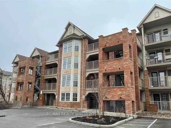 4025 Kilmer Dr #412, Burlington, ON L7M 4M5