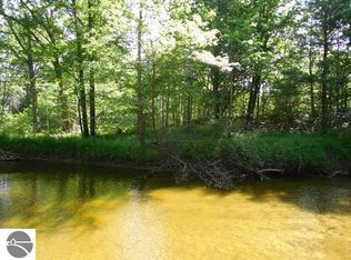 9370 E Rosebush Rd, Mount Pleasant, MI 48858