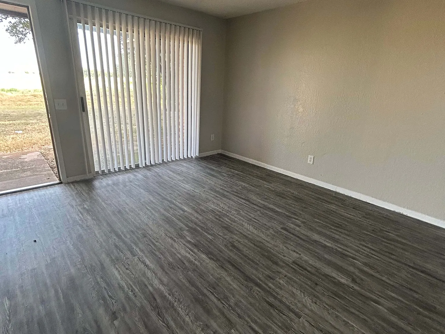 175 Loop 265 — Photo 3