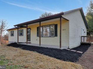 277 Lavin Ln, Bunker Hill, WV 25413