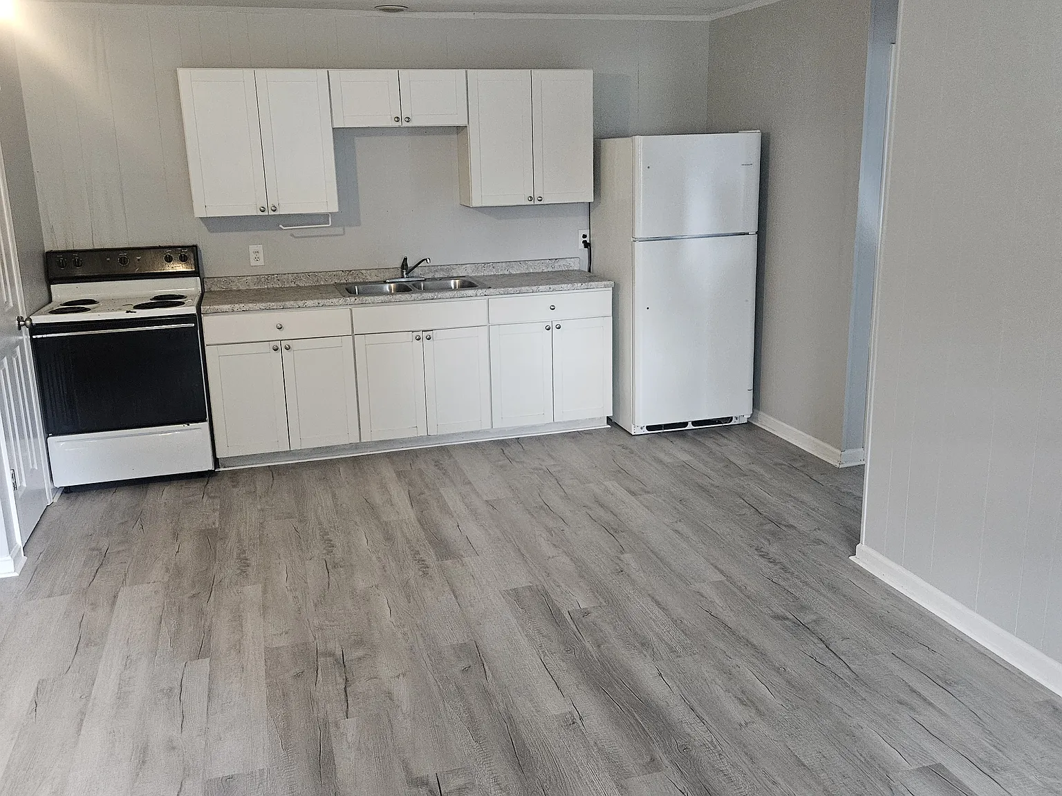 1608 College Farm Rd — Photo 3