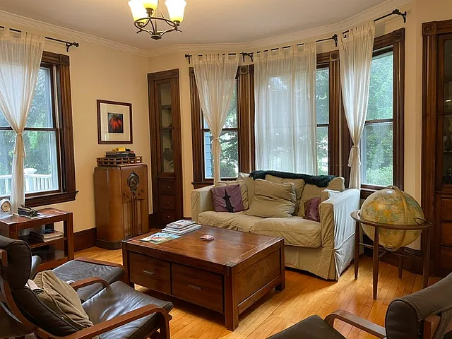 308 Cabot St — Photo 5
