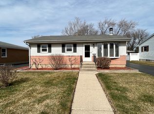 516 E 8th St, Belvidere, IL 61008