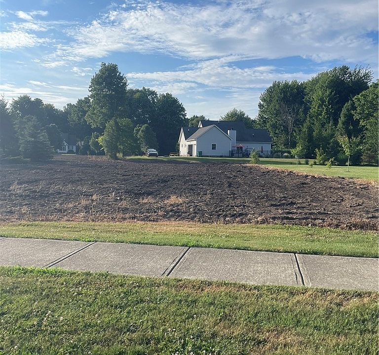 2nd image of Darlington Ct