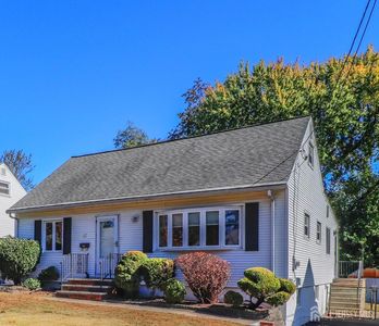 47 Forrest St, Iselin, NJ, 08830