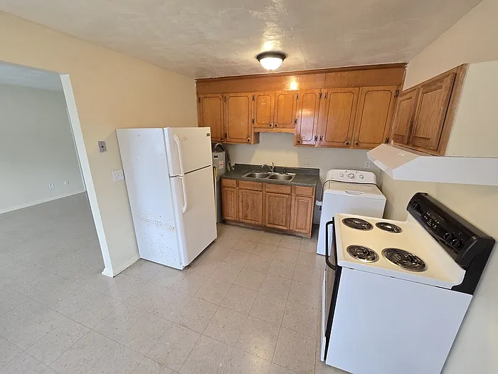 406 Bosley Ave #B — Photo 4