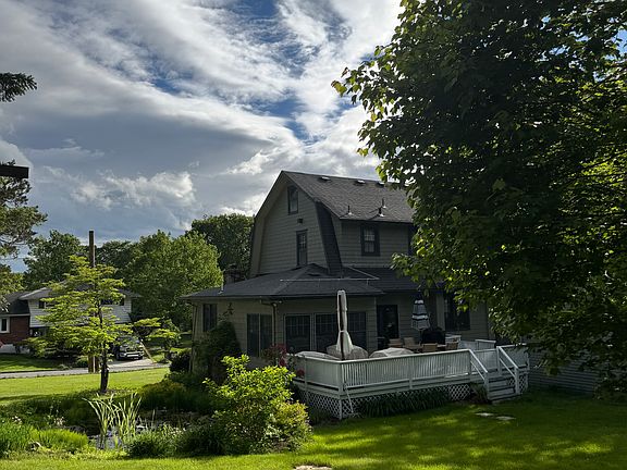 2nd image of 1317 Cherry St