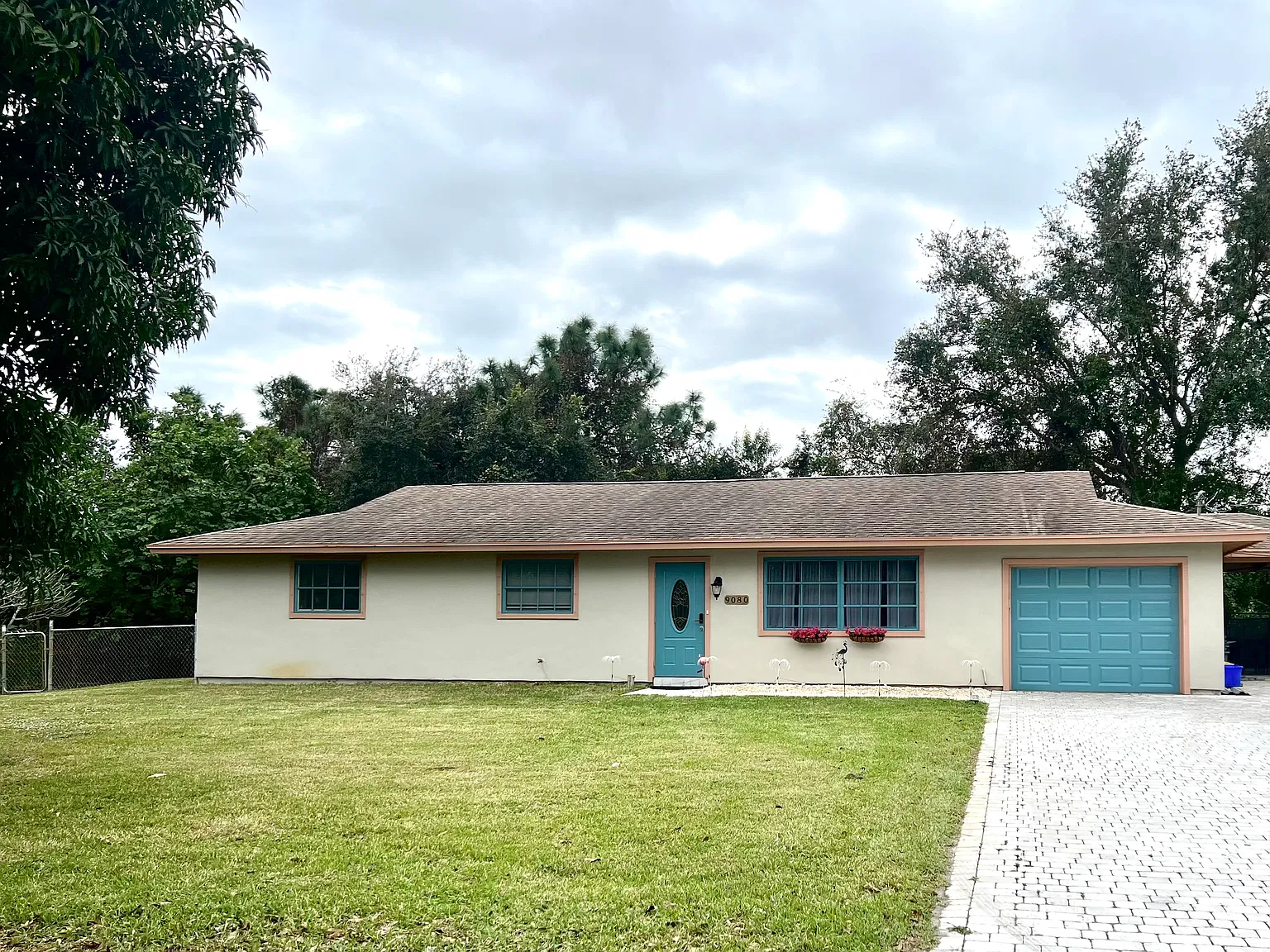 3 bed, 1450 sqft, $3,390 — Photo 1