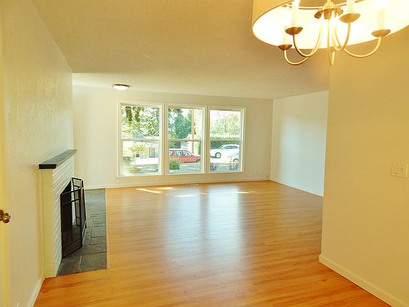 4th image of 2438 138th Ave SE
