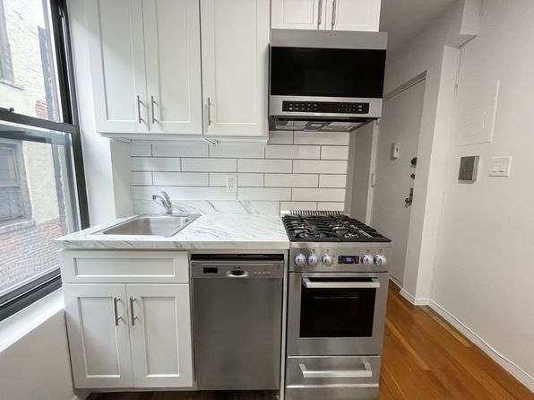 542 E 82nd St APT 24