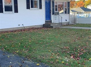 4 Standish Ave, North Providence, RI 02911