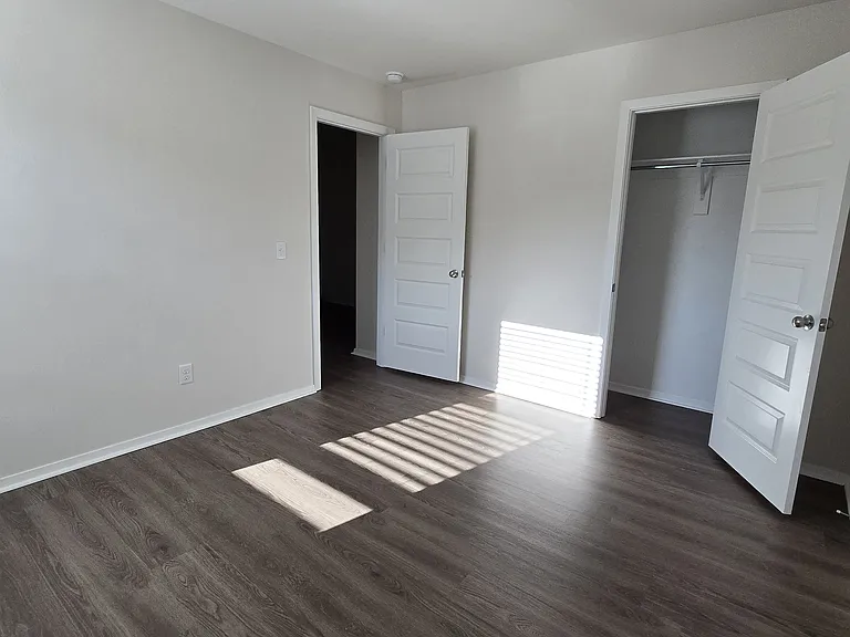 1406 E Piedmont Ct — Photo 4