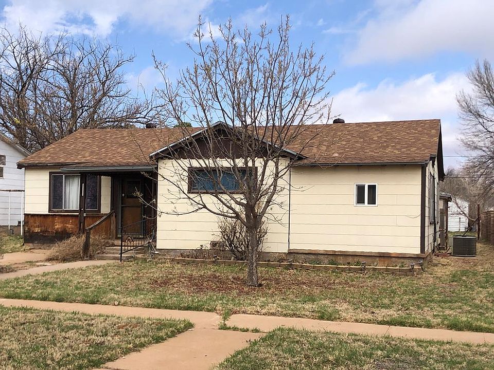 1st image of 926 E 15th St