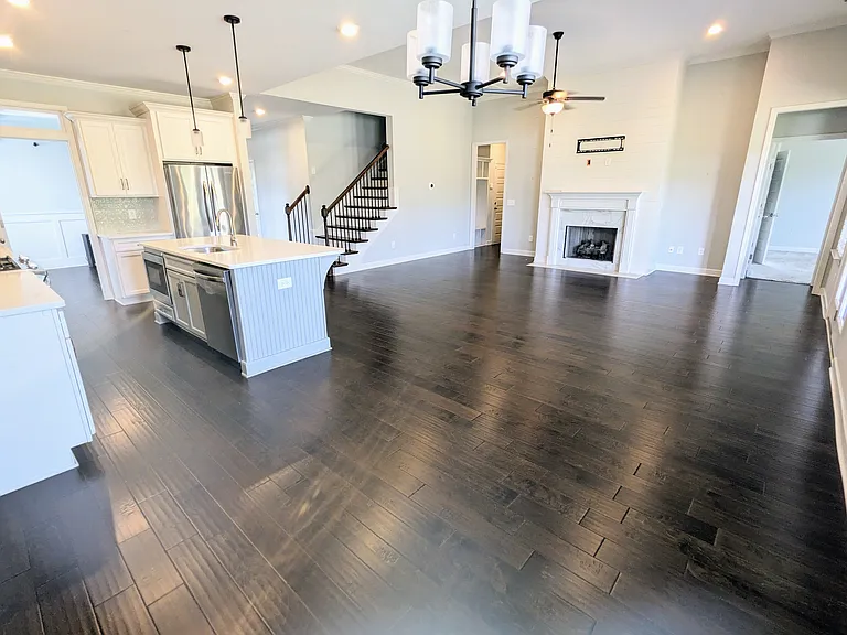 2748 Cloister Ln — Photo 3