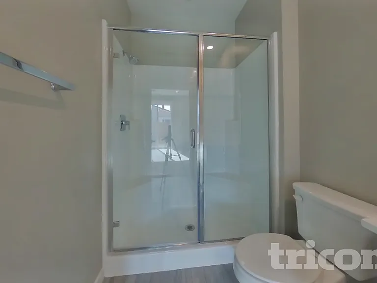 611 W Citron St #2 — Photo 9