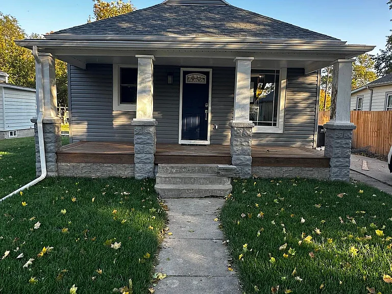 6218 Kearney Ave — Photo 2