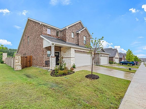 5th image of 610 Melody Hill Dr
