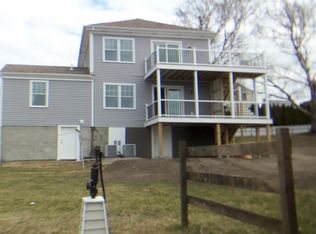 407 Clarkson St #2, Fall River, MA 02724