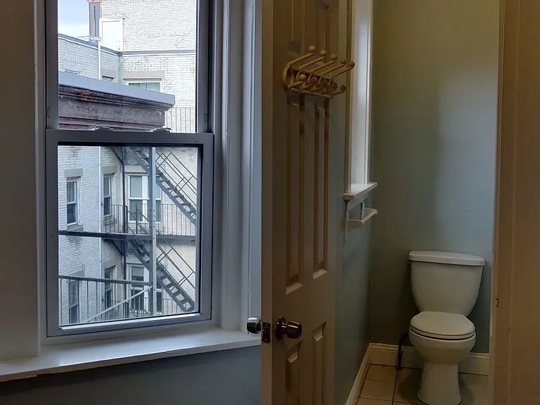 39 Boulevard Ter #3 — Photo 13