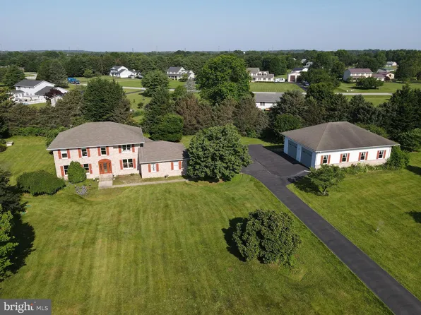 6 Claddagh Ct, Middletown, DE 19709