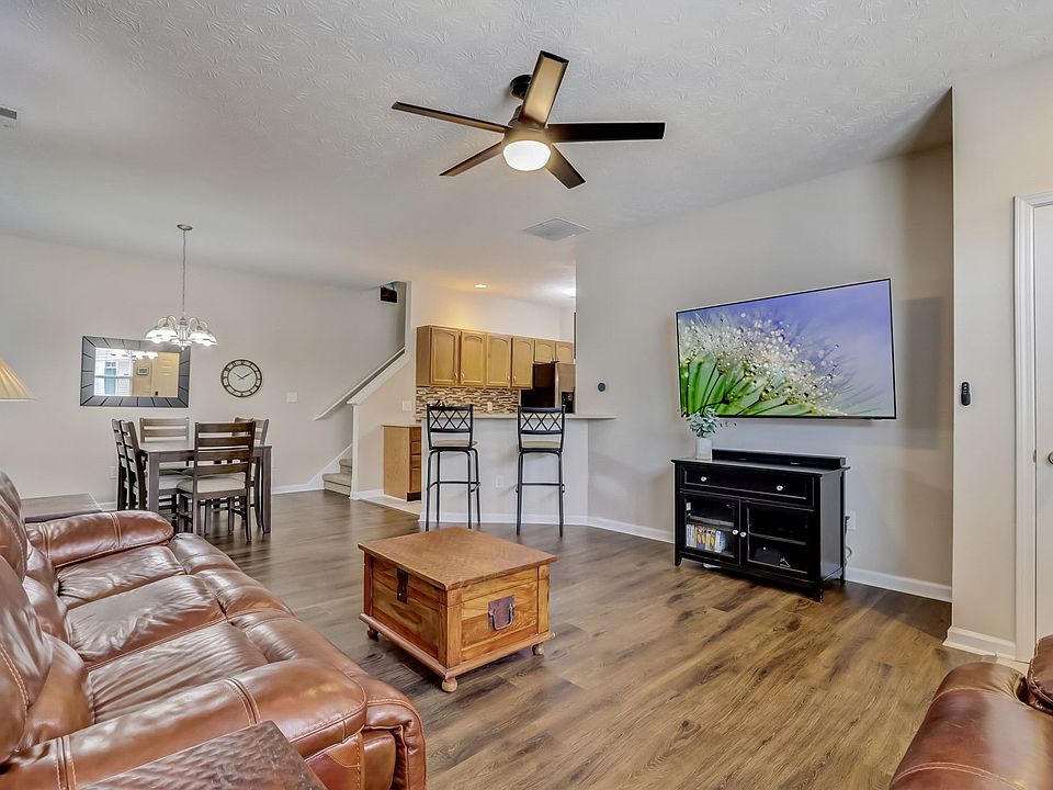 2317 Colfax Ln, Indianapolis, IN 46260 Zillow