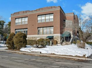 33 Roselle Avenue #K, Pleasantville, NY