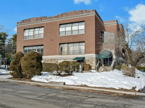 33 Roselle Avenue #K, Pleasantville, NY 10570