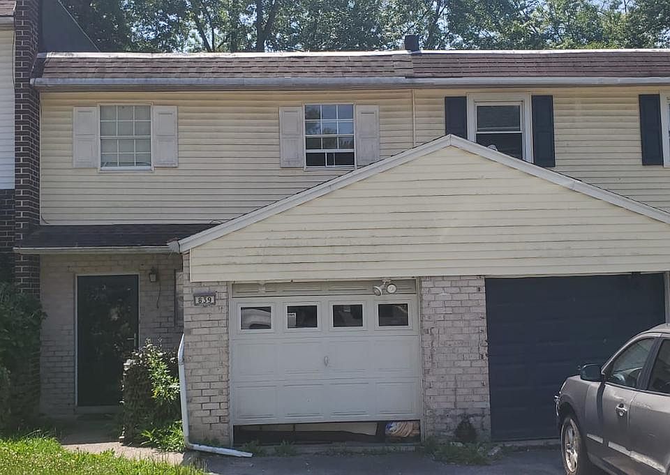 1st image of 839 Rabbit Ln