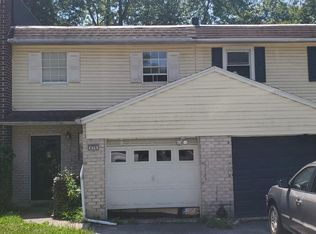 839 Rabbit Ln, Reading, PA 19606