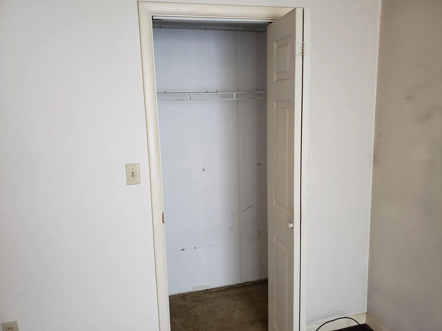 1 bed, 1000 sqft, $1,200 — Photo 3