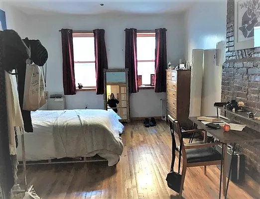 Rented by East Williamsburg Realty Inc | media 4