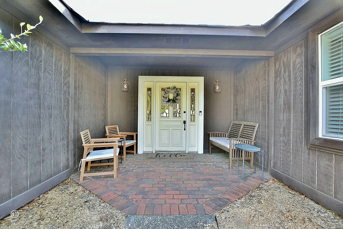 Building Photo - 4404 Bridgewater Dr