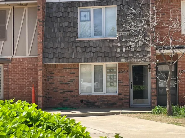 1005 Jefferson St, Plainview, TX 79072