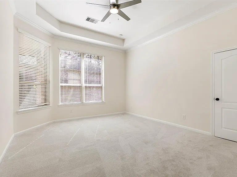 35 E Wolf Cabin Cir — Photo 26
