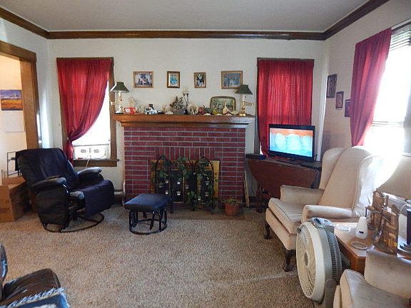 2nd image of 708 E Dalton Ave
