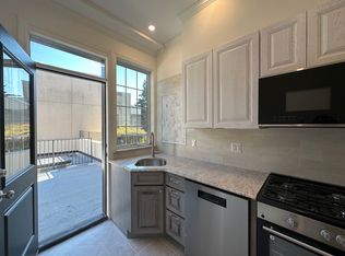 207 Court St #2, Brooklyn, NY 11201