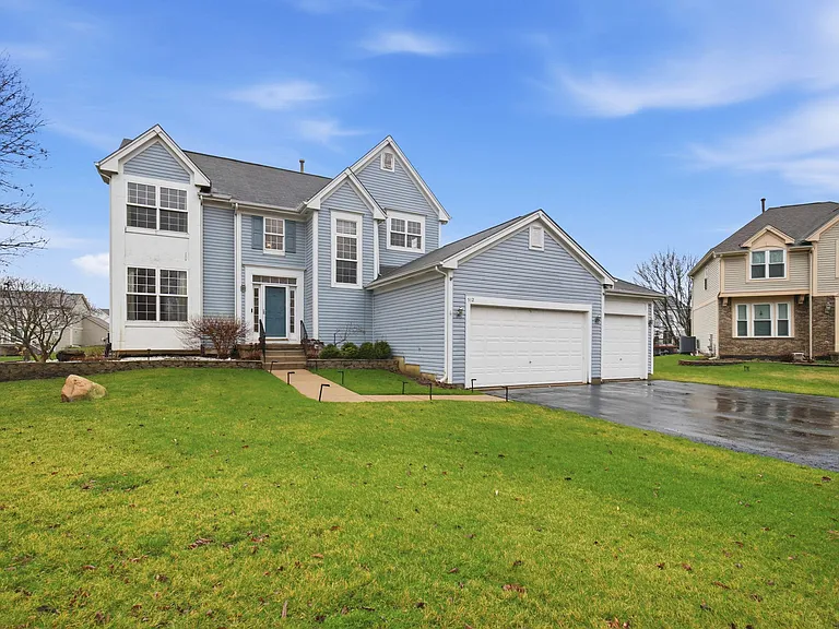 512 Normandy Ln — Photo 3