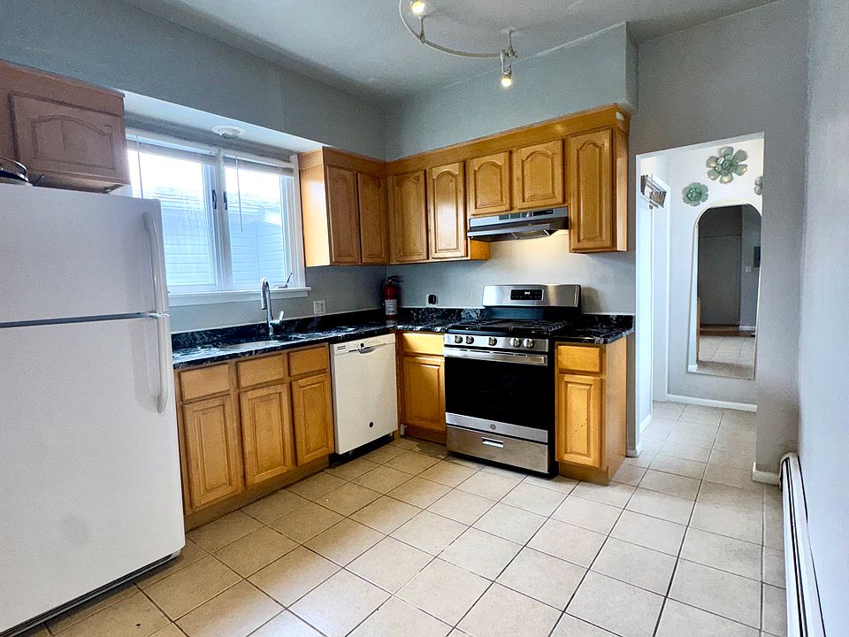 1st image of 6136 Jefferson St Floor 2